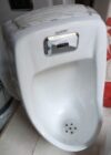 Automatic (Sensor) Ceramic Urinary Basin Bow for Touchless Hygiene